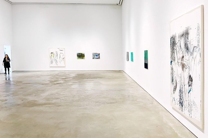 Show and Tell The Best Contemporary Art Galleries Guided Tour - Diverse Art Forms on Display