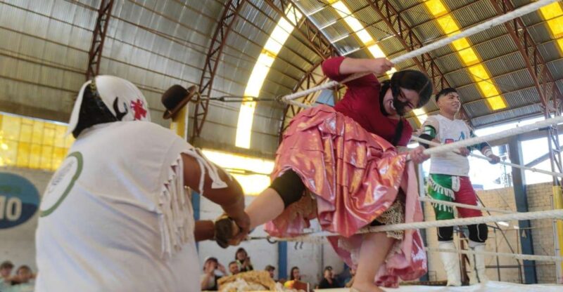 Show Cholitas Wrestling - Booking Information