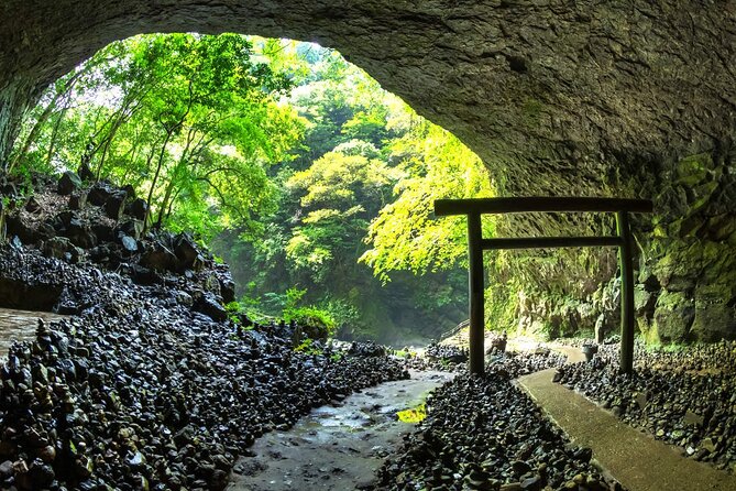 Shrine & Scenic Tour: Kamishikimi, Amano Iwato, Takachiho Gorge - Pricing and Availability