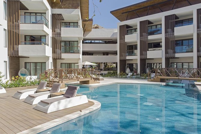 Shuttle From Liberia Airport To Azura Beach Resort Costa Rica - Inclusions and Amenities