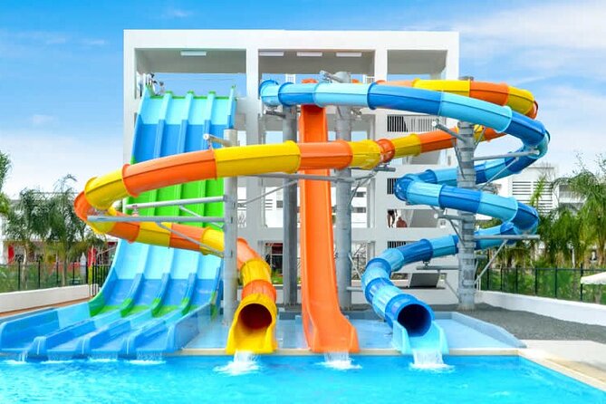 Shuttle From Liberia Airport To Riu Guanacaste And Riu Palace - Overview of Private Transfer Service
