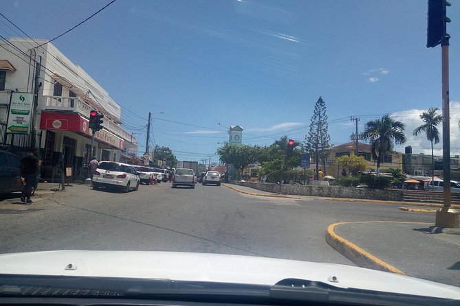 Shuttle Service From Ocho Rios Hotels to Ocho Rios Attractions - Included in the Shuttle Service