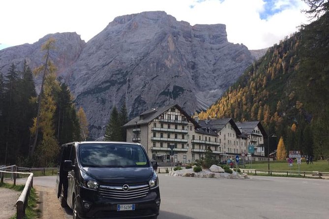 Shuttle to Lake Braies Departing From Cortina D'ampezzo - Quick Points