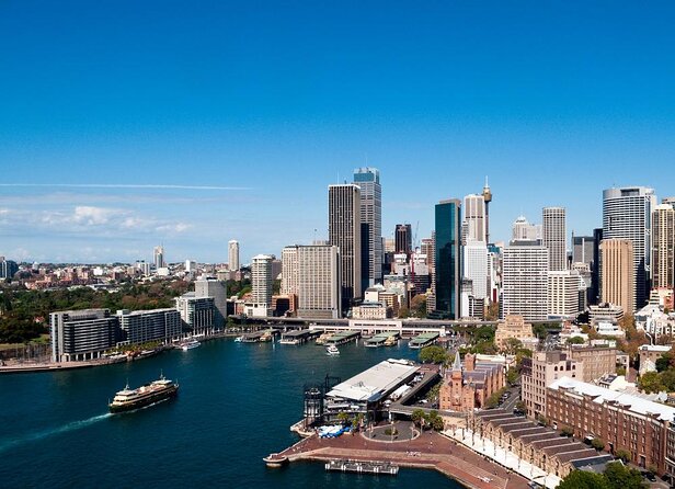 Shuttle Transfer From Cruise Ship Terminal at Circular Quay to Sydney Airport - Key Points
