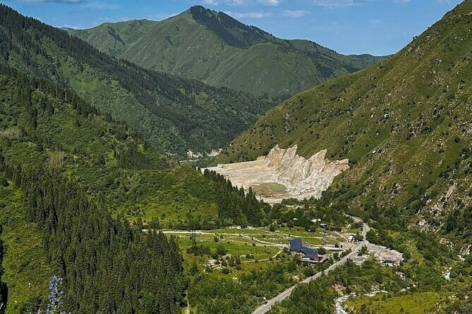 Shymbulak to Bogbanovisch Glacier and Oktabriskaya Hike - What We Loved and What to Consider