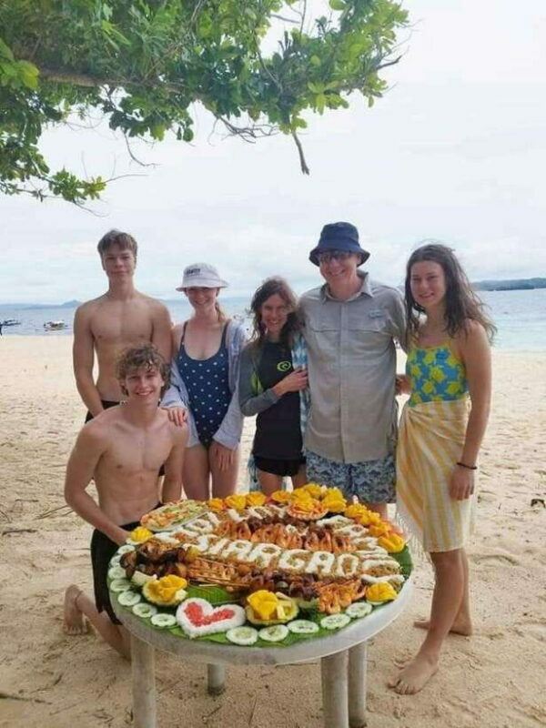Siargao:Tri Island Hopping Naked Island, Daku, Guyam w/Lunch - Introduction to the Siargao Tri-Island Tour