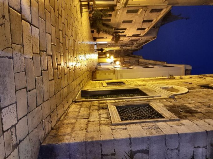 Sibenik: Guided Evening Walking Tour - Discovering Sibeniks Medieval Charm
