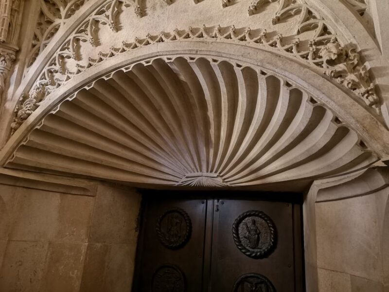 Šibenik: Night Walking Tour by the Medieval Šibenik - Guided Tour Features
