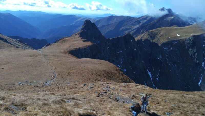 Sibiu: 1-Day Hiking Tour in the Carpathian Mountains - Itinerary Highlights