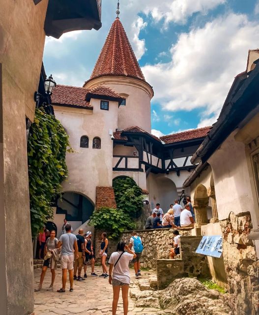 Sibiu: Draculas Castle and Brasov Day Roundtrip Day Tour - Frequently Asked Questions