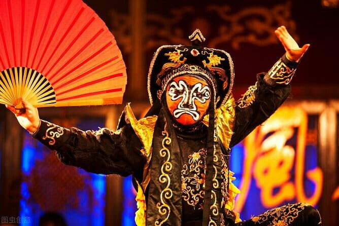 Sichuan Opera with face-changing at Sichuan opera theater - Key Points