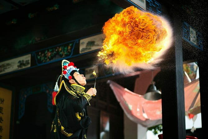 Sichuan Opera with face-changing at Sichuan opera theater - Final Thoughts