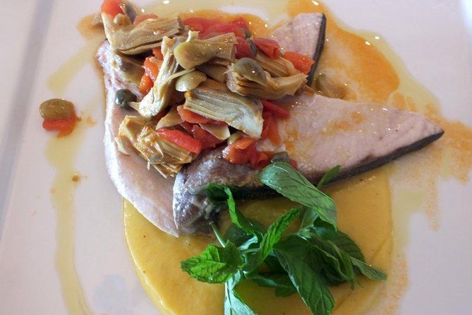 Sicilian Cooking Class in Taormina - Minimum Group Size and Accessibility