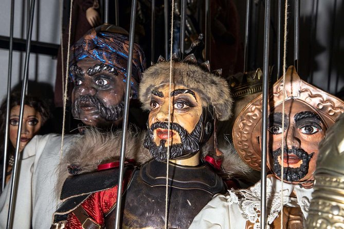 Sicilian Puppets in Syracuse: Show With Behind-The-Scenes Visit - Family-Friendly Atmosphere and Engagement