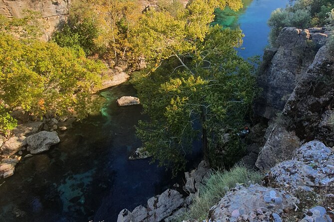 Side: Adler Canyon - Booking Information