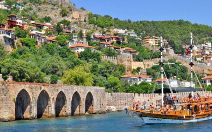 Side: Alanya City Tour With Baot Trip & Lunch at Dim River - Important Information