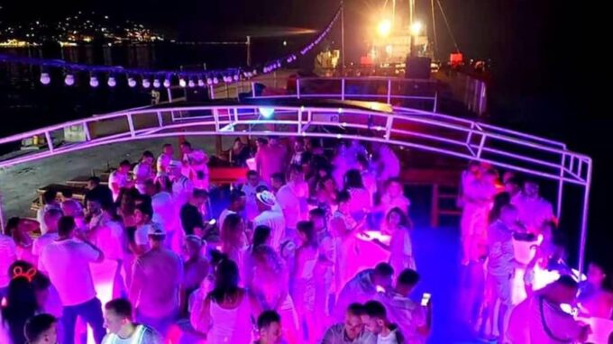 Side: Alanya Night Disco Cruise & Foam Party, Music, Dance - Booking and Ticket Information