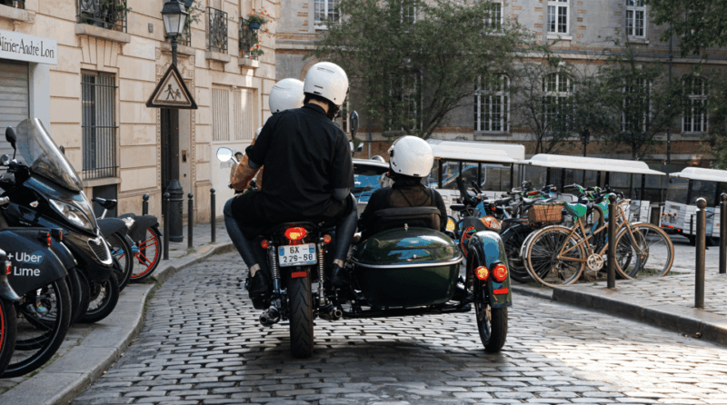 Side-car Paris: Discover The Left Bank, Notre Dame and More - Capturing Memories: Photo Opportunities Along the Way