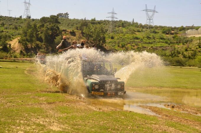 Side: Green Canyon and Waterfall Jeep Safari With Lunch - Lunch at Green Lake Restaurant