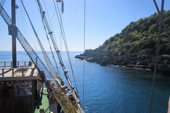 Side Lazy Day Boat Trip - Pickup and Drop-off Arrangements