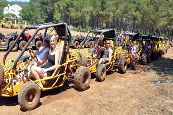 Side:Buggy Safari Adventure - Safety Measures and Accessibility