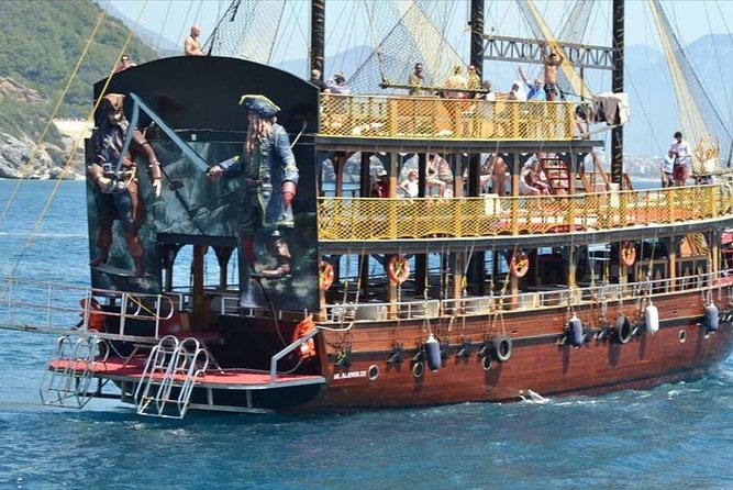 Side:Dolphin Island Boat Trip With Lunch and SwıMıNg Break - Highlights of the Dolphin Island Visit