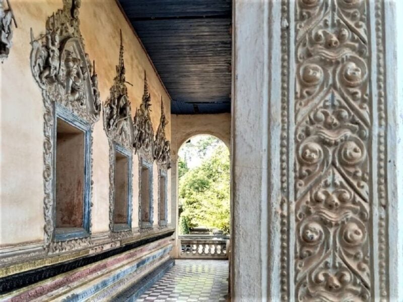 Siem Reap: 3-Hour Behind-the-Scenes Tuk-Tuk Tour - Psar Leu Market