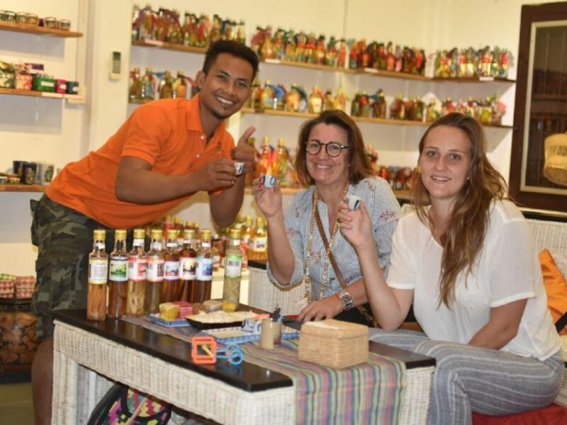 Siem Reap: After Dark Foodie Tour on a Vespa - Safety and Comfort