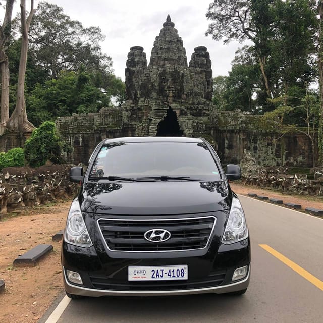 Siem Reap: Airport Transfer in a Hyundai H-1 - Pickup Process