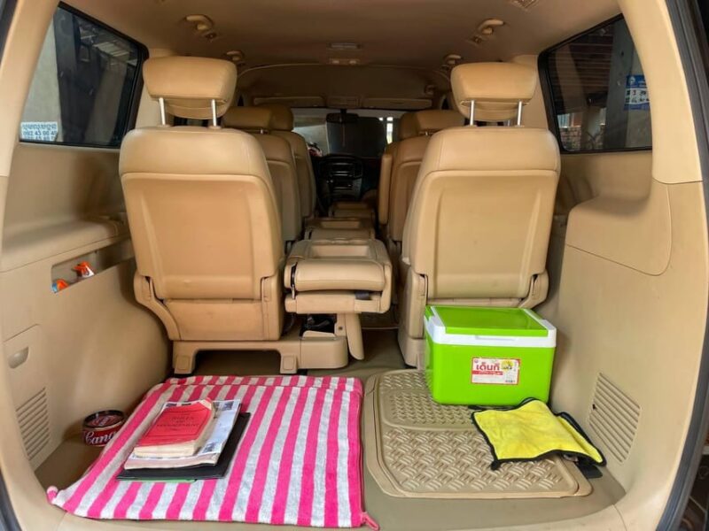 Siem Reap: Airport Transfer in a Hyundai H-1 - Vehicle Features and Comfort