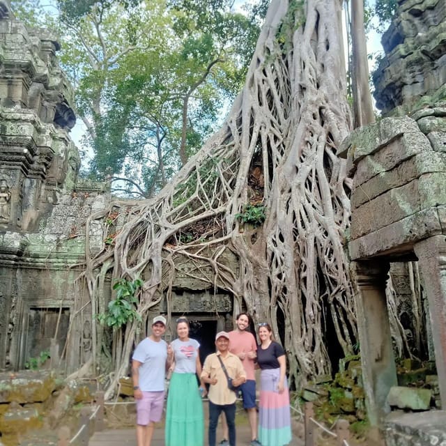Siem Reap: Angkor 1 Day Tour With French-Speaking Guide - Discovering Angkor Thom Wonders