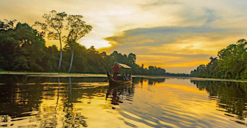 Siem Reap: Angkor Twilight & Boat Vespa Adventure - Experience Details
