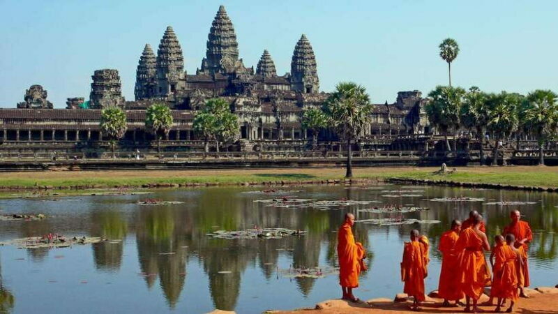 Siem Reap: Angkor Wat: Small-Group Sunrise or Sunset Tour - The Value of This Tour