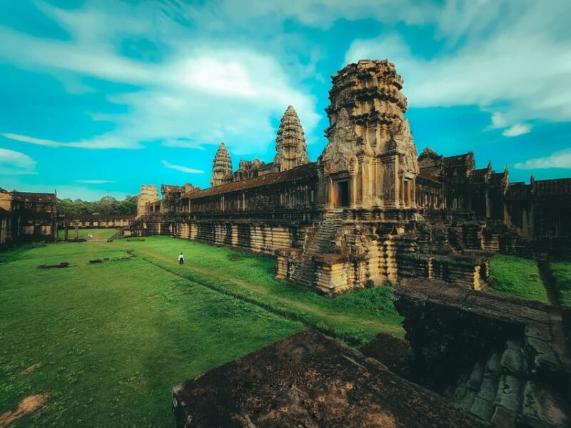 Siem Reap: Angkor Wat: Small-Group Sunrise Tour - Inclusions and Amenities