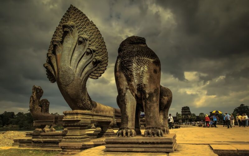 Siem Reap: Angkor Wat: Small-Group Sunrise Tour - What to Bring and Not Allowed