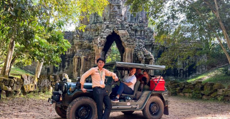 Siem Reap: Angkor Wat Sunrise and Market Tour by Jeep - Culinary Experience