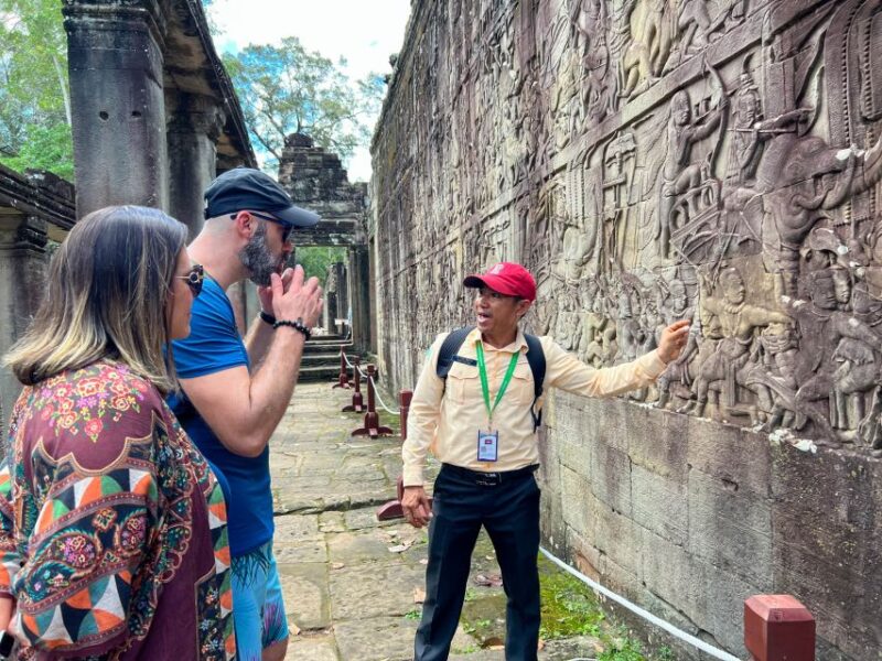 Siem Reap: Angkor Wat Sunrise and Market Tour by Jeep - Customer Feedback