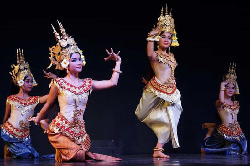 Siem Reap: Apsara Dance Show, Buffet Dinner, & Hotel Pickup - Itinerary and Experience