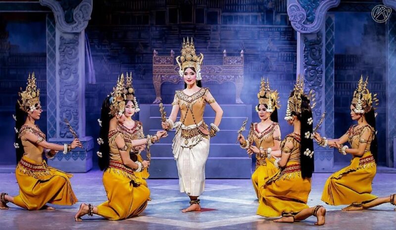 Siem Reap: Apsara Dance Show, Buffet Dinner, & Hotel Pickup - Hotel Pickup and Drop-off