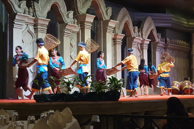 Siem Reap Apsara Dinner Show & Hotel Pick up - Tuk-Tuk Transportation