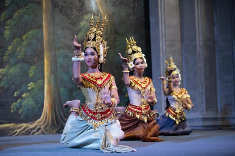 Siem Reap: Apsara Show Including Buffet Dinner/Hotel Pick up - Itinerary and Transportation