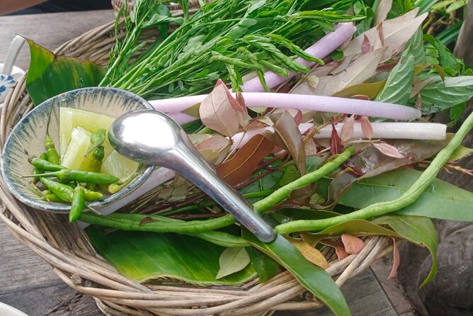 Siem Reap Authentic Breakfast and Market Tour - Culinary Highlights