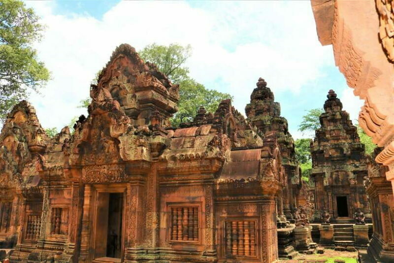 Siem Reap: Banteay Srei and Grand Circuit Heritage Tour - Second Stop: Neak Pean