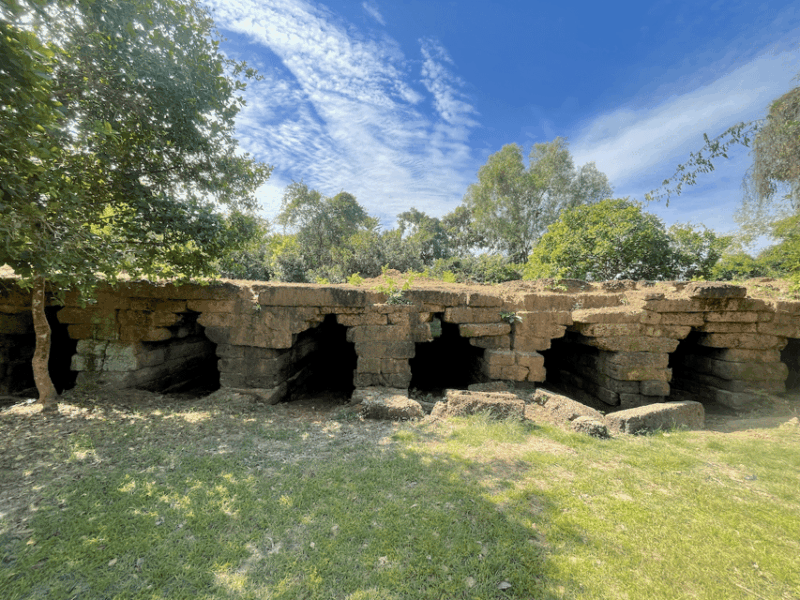 Siem Reap: Beyond the Angkor Wat and Hidden Temples - Chenla Period Temples: Wat Tol Kpuos and Kok Po