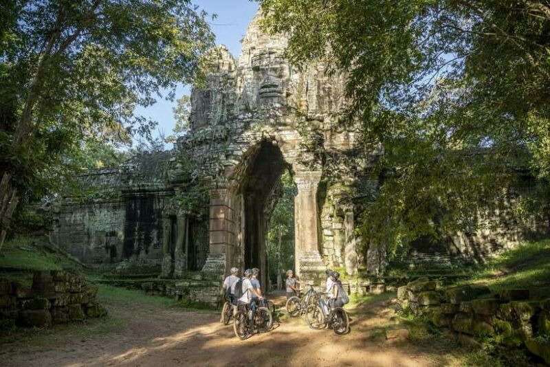 Siem Reap: Bike the Angkor Temples Guided Tour with Lunch - The Sum Up