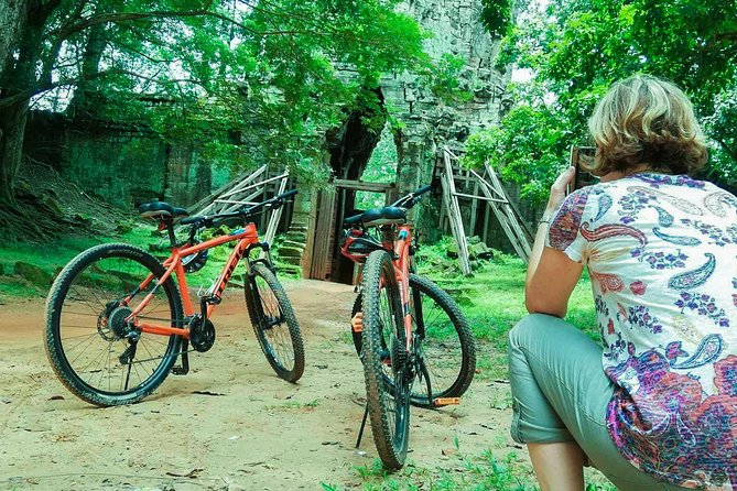 Siem Reap Bike-Twilight in Small Circuit - Health and Accessibility