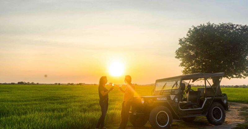 Siem Reap: Countryside Sunset Jeep Tour With Drinks - Tour Highlights and Experience