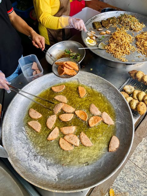Siem Reap: Evening Food Tour With Guided - Frequently Asked Questions