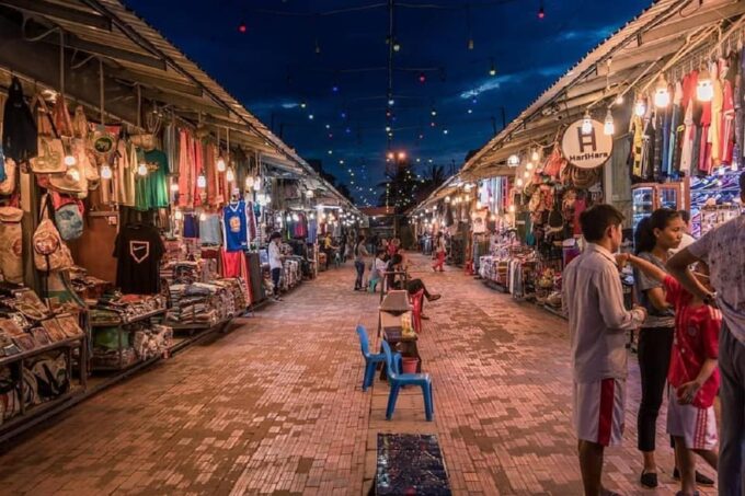 Siem Reap : Evening Street Food Tours Tasting New Food - Flexible Travel Plans