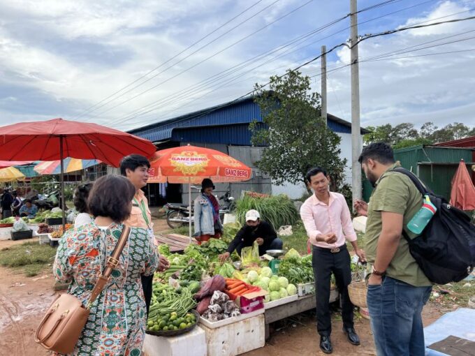 Siem Reap: Guided Day Trip to Local Village & Cooking Class - Hands-on Cooking Lesson